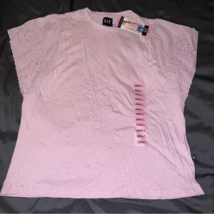 Gap Shirt Womens Size S Small Eyelet Sleeve Top New NWT Pink Shirt
